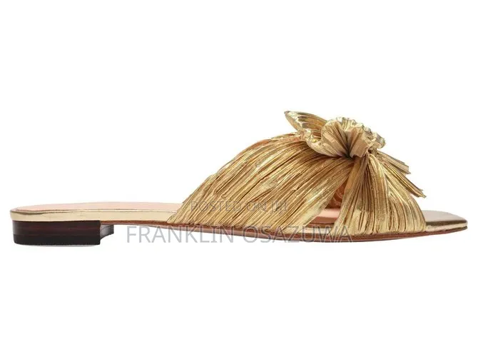 Steve Madden Women's Fashion Flat Slippers