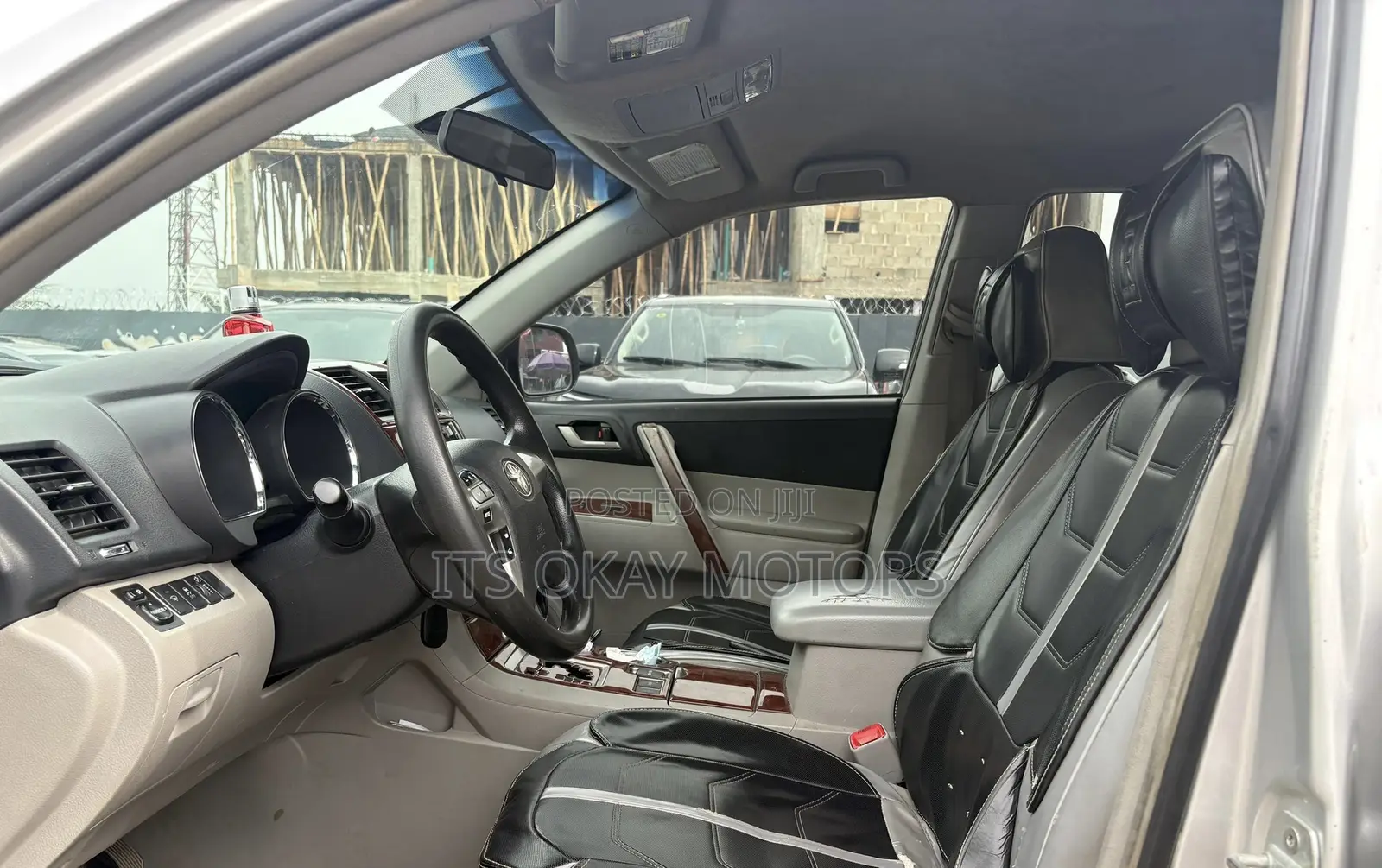 Toyota Highlander 3.5L 2WD 2013 Silver