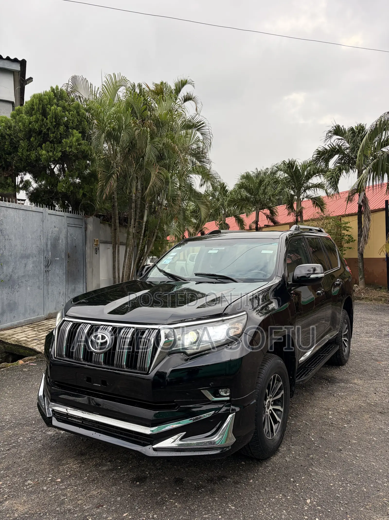 Toyota Land Cruiser Prado 2.7 i 2011 Black