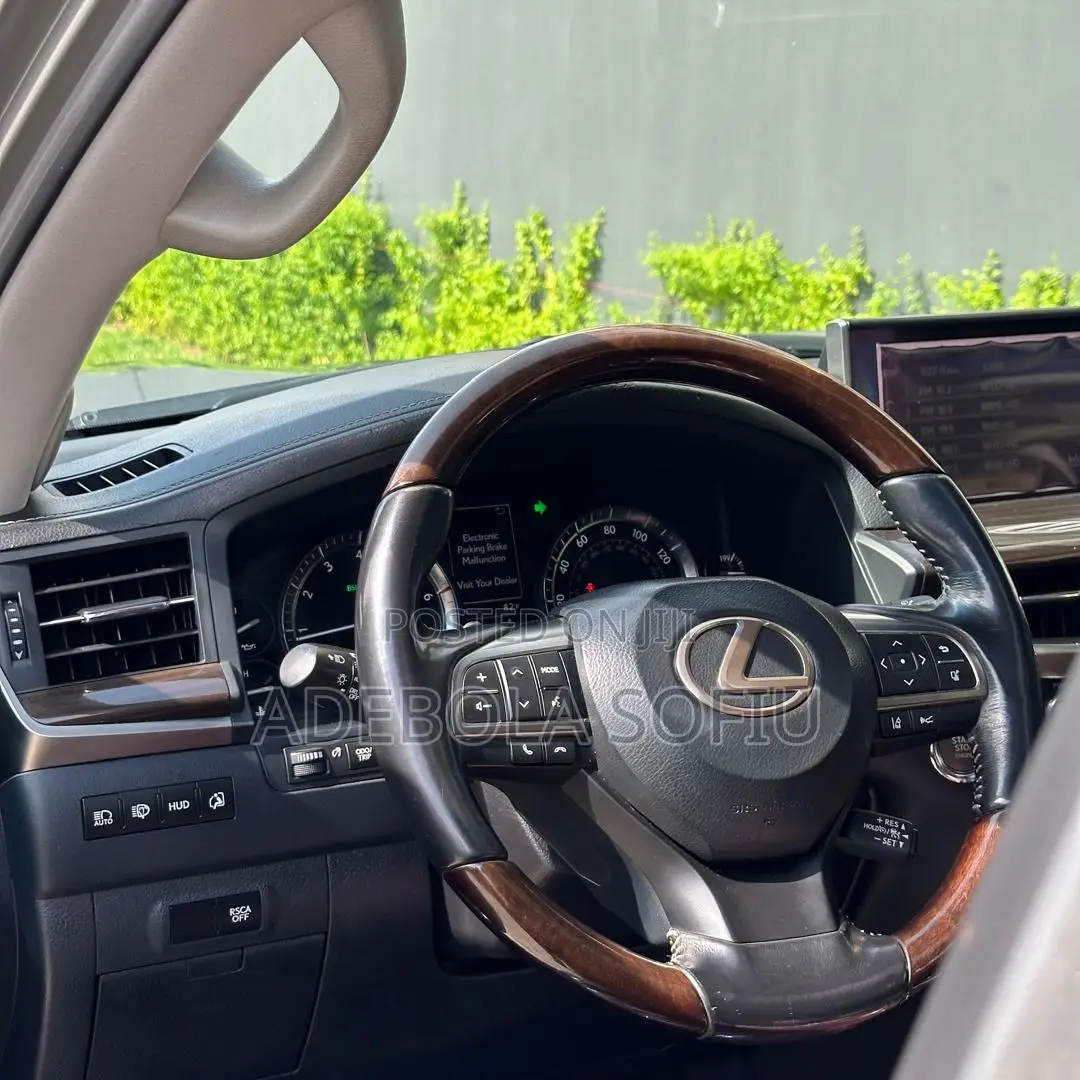 Lexus LX 570 (5 seats) AWD 2018 Gray