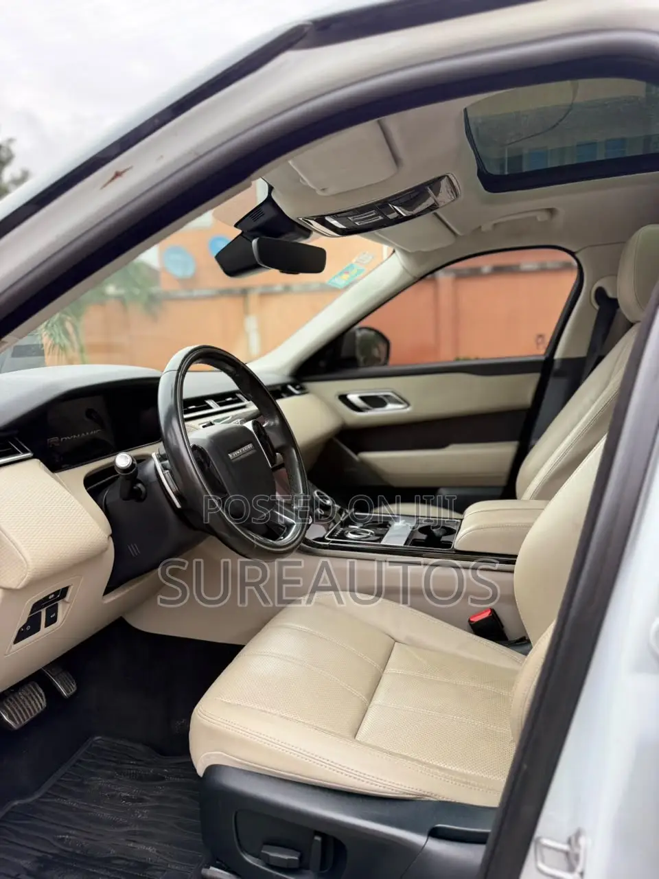 Land Rover Range Rover Velar P250 SE R-Dynamic 4x4 2018 Off white