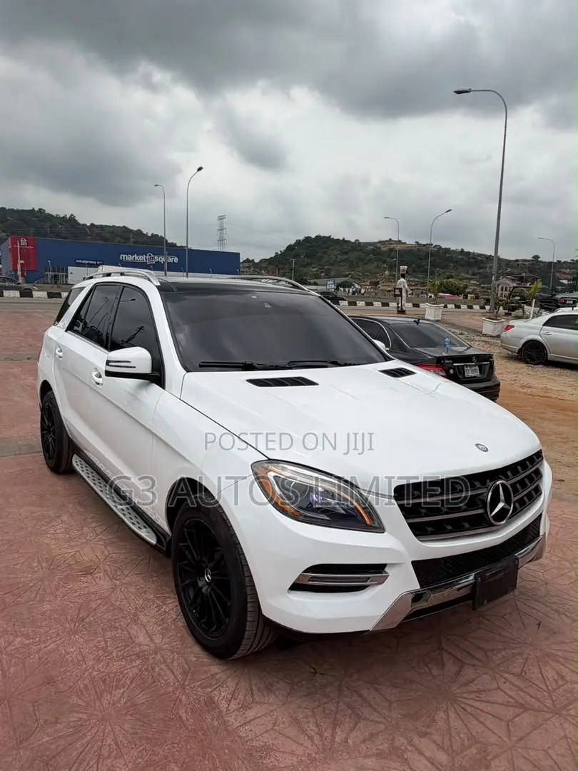 Mercedes-Benz M Class ML350 4MATIC 4dr SUV AWD (3.5L 6cyl 7A) 2014