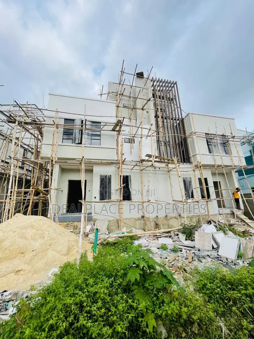 4bdrm Duplex in New Garage / Gbagada for sale