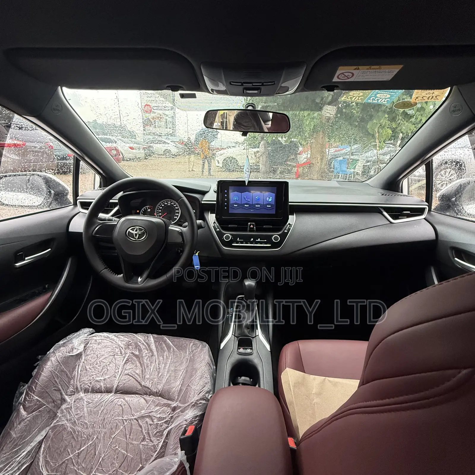 Toyota Corolla LE 2022 White
