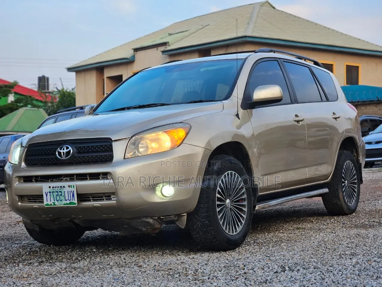 Toyota RAV4 2008 Gold