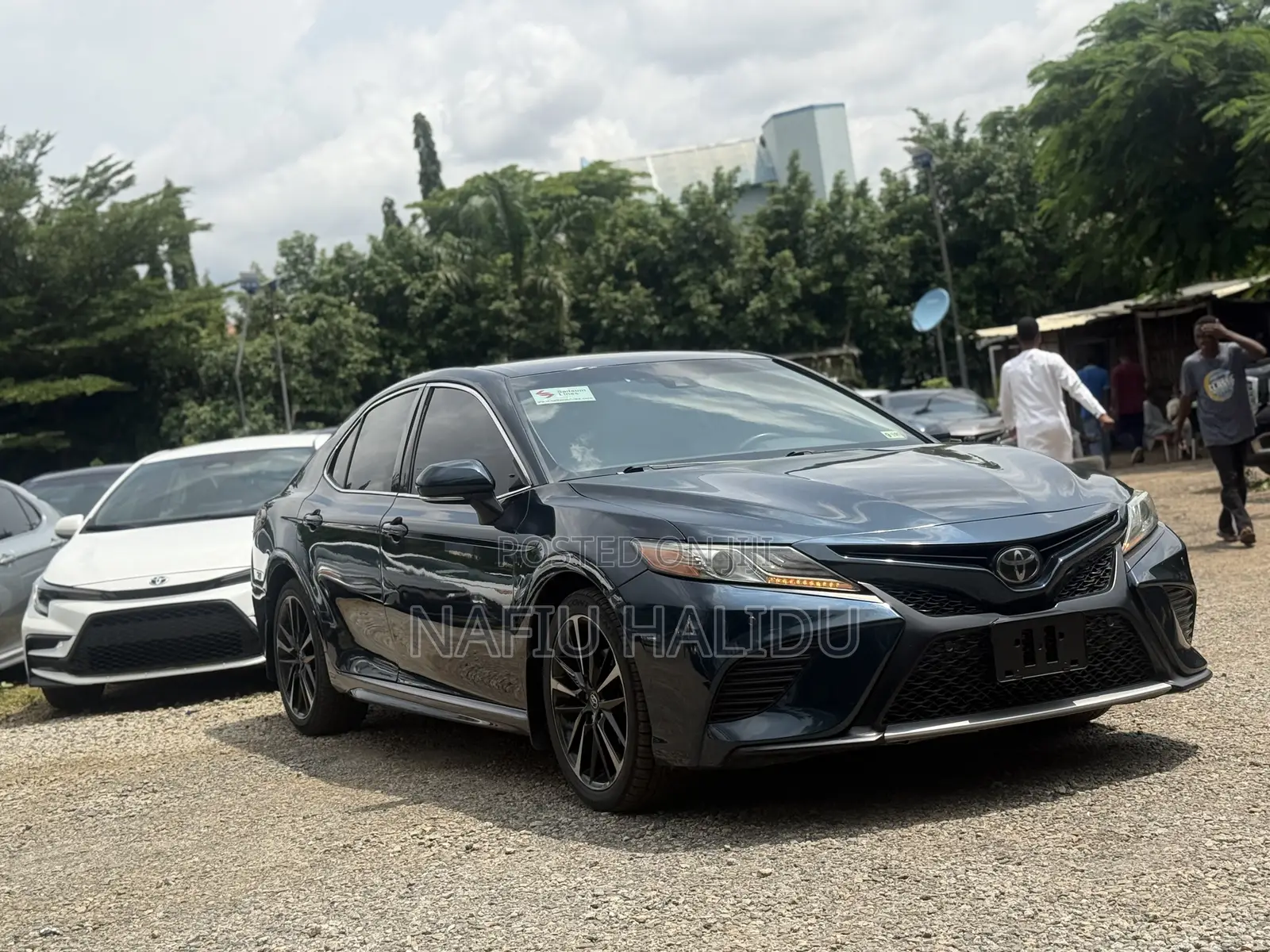 Toyota Camry 2019 Blue