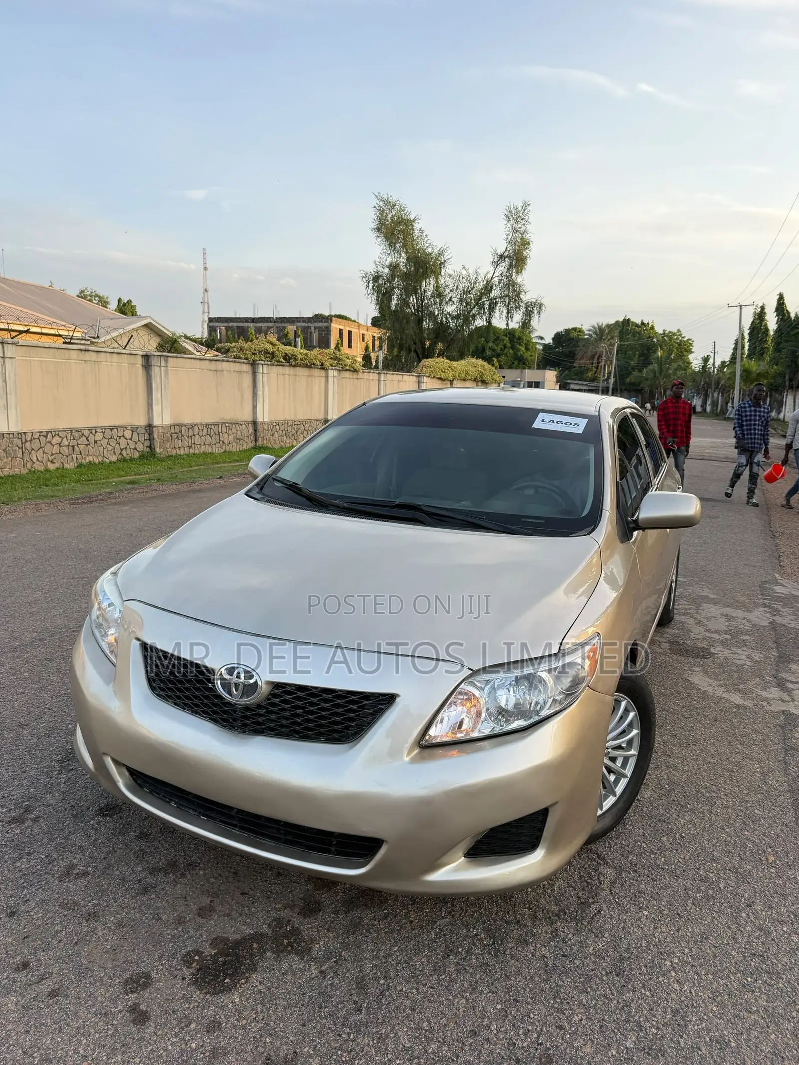 Toyota Corolla 2010 Gold