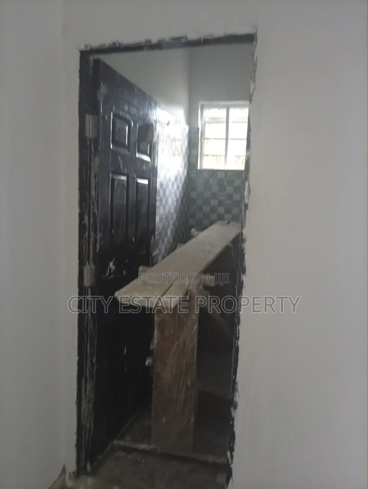 1bdrm Block of Flats in Progress Estate, Rukpokwu for rent
