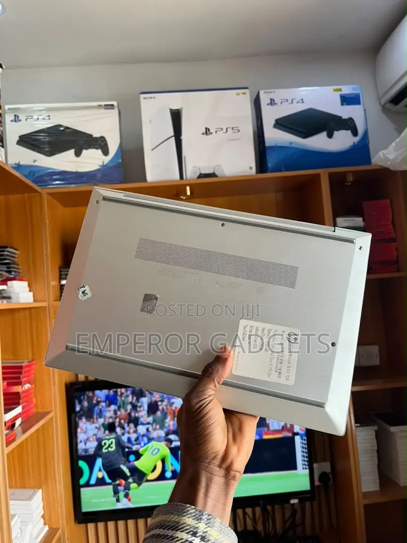 Laptop HP EliteBook 840 G8 8GB Intel Core i7 SSD 256GB