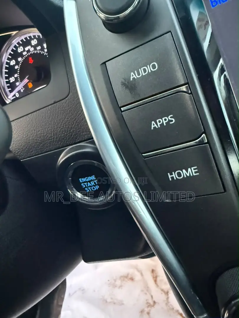 Toyota Camry 2016 Black