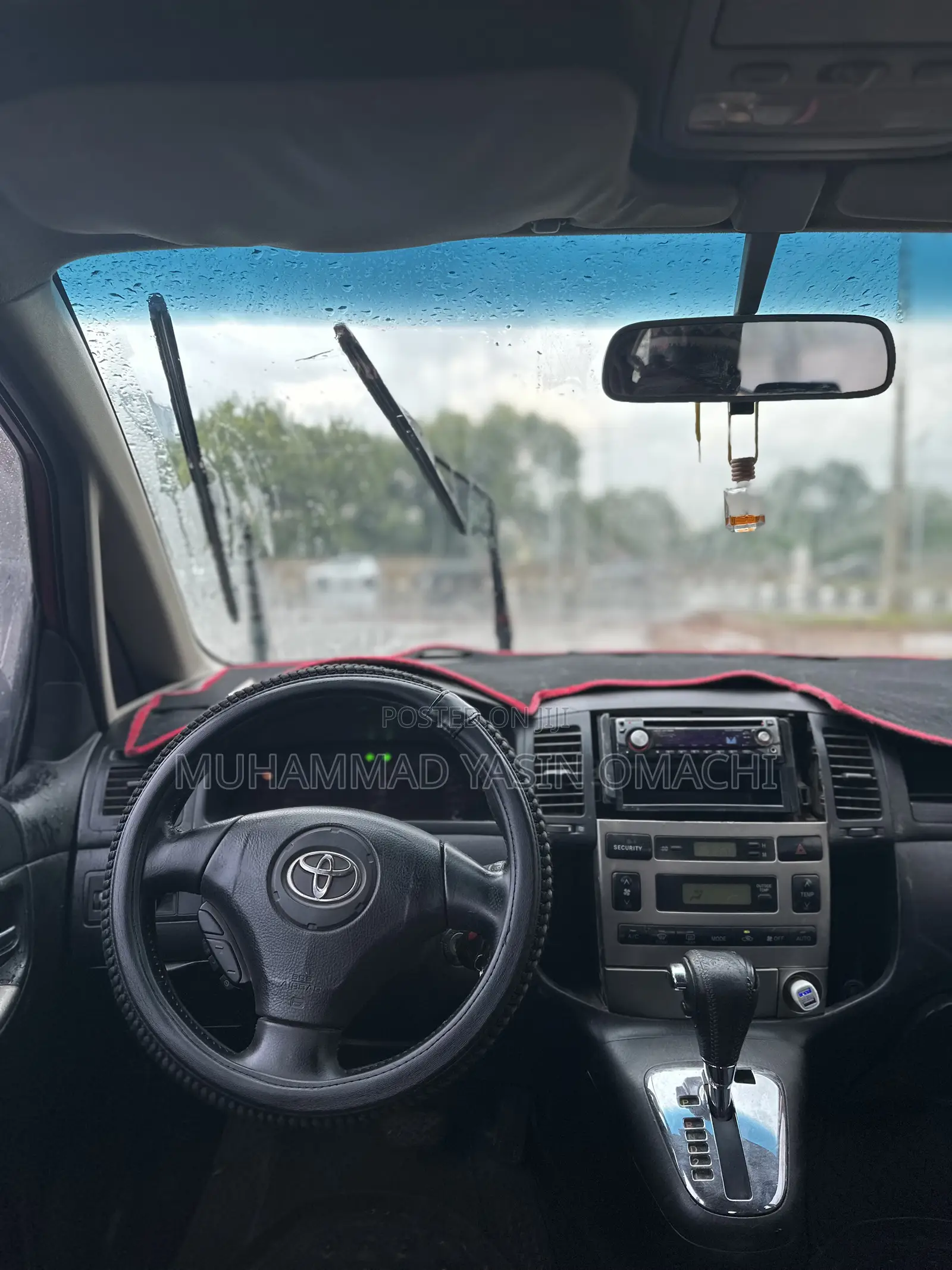 Toyota Corolla Verso 2005 Maroon