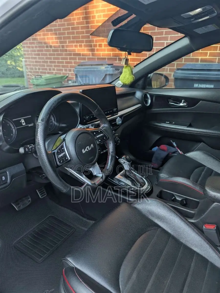 Kia Forte GT 2022 White