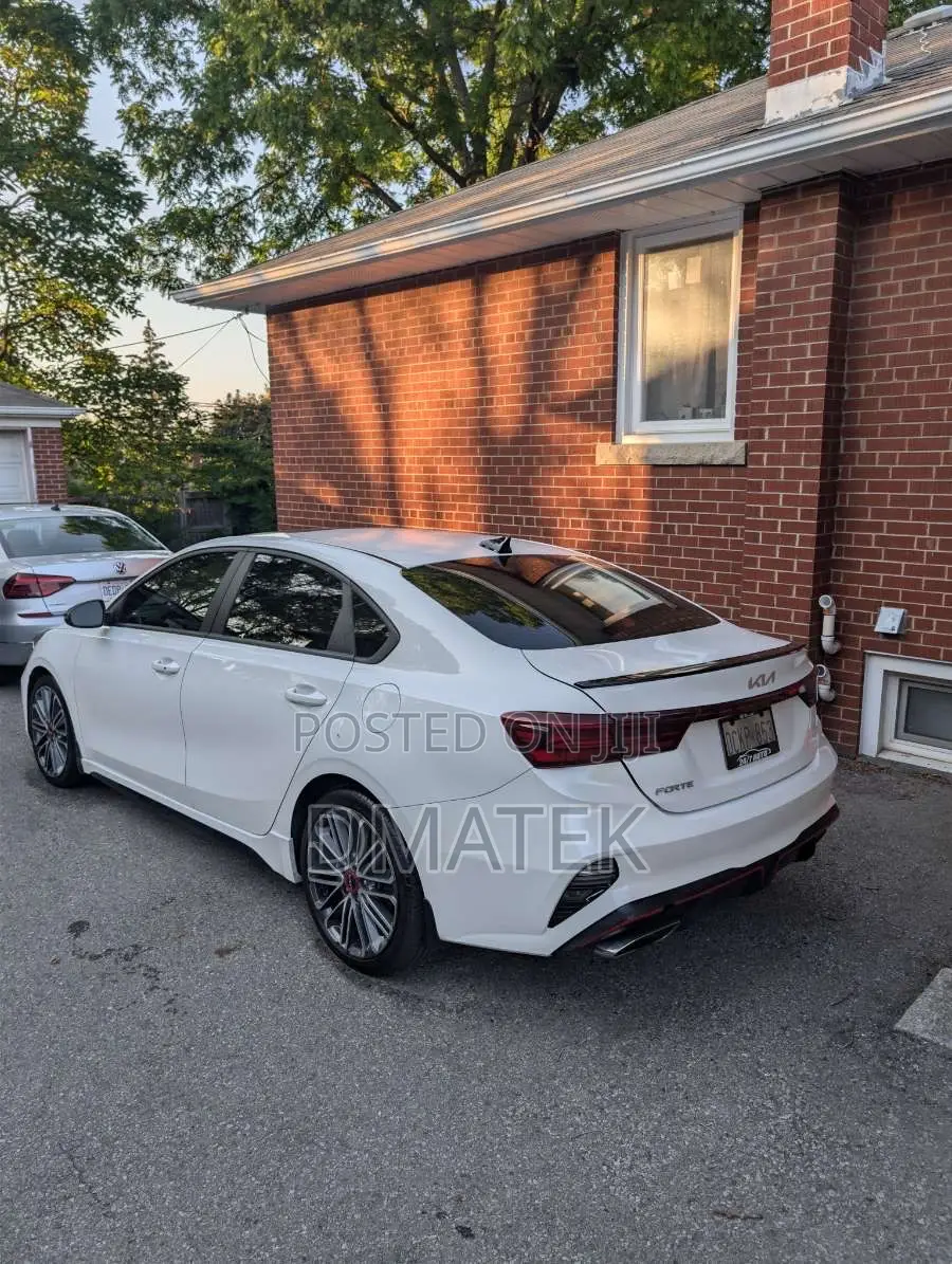 Kia Forte GT 2022 White