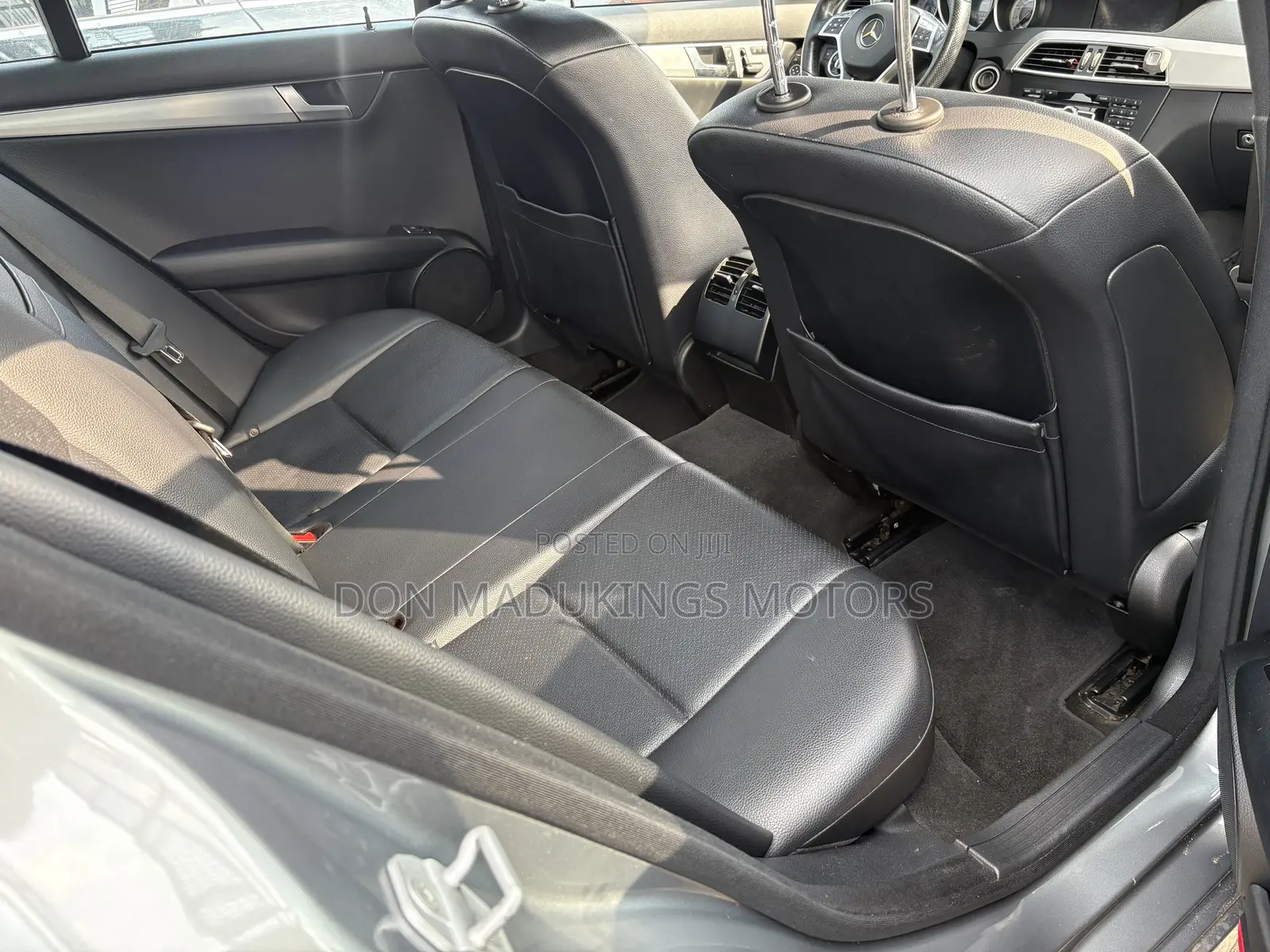 Mercedes-Benz C300 Sport 4Matic Sedan AWD (3.5L 6cyl 7A) 2013 Gray
