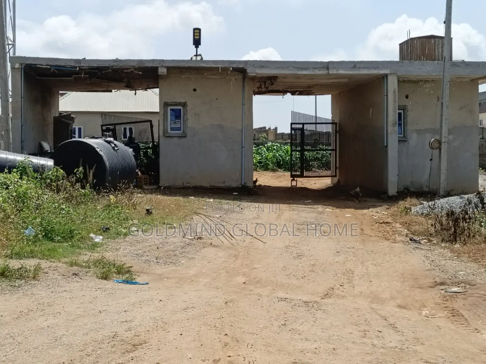 4bdrm Duplex in Lugbe District., FHA for sale