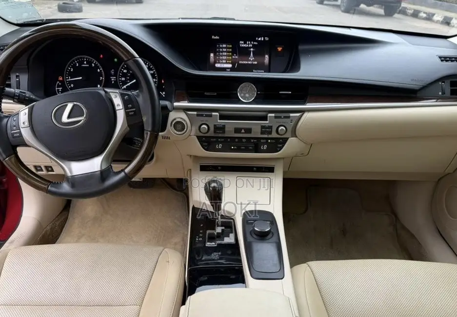 Lexus ES 350 FWD 2015 Red