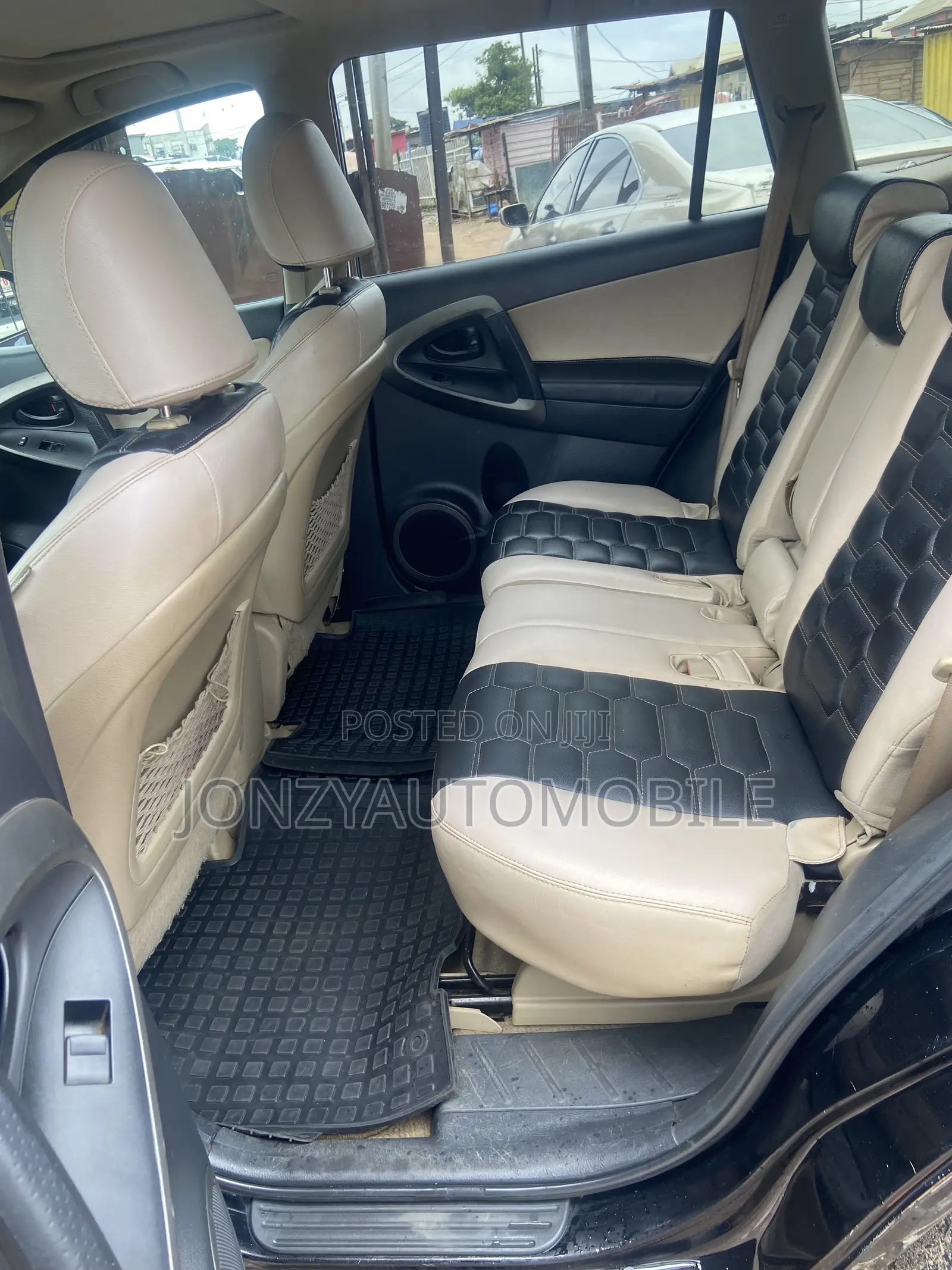 Toyota RAV4 Limited 2011 Black