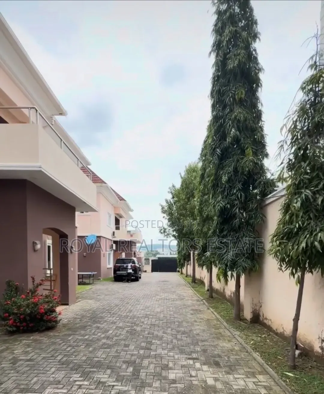 5bdrm Duplex in Katampe Extension for rent