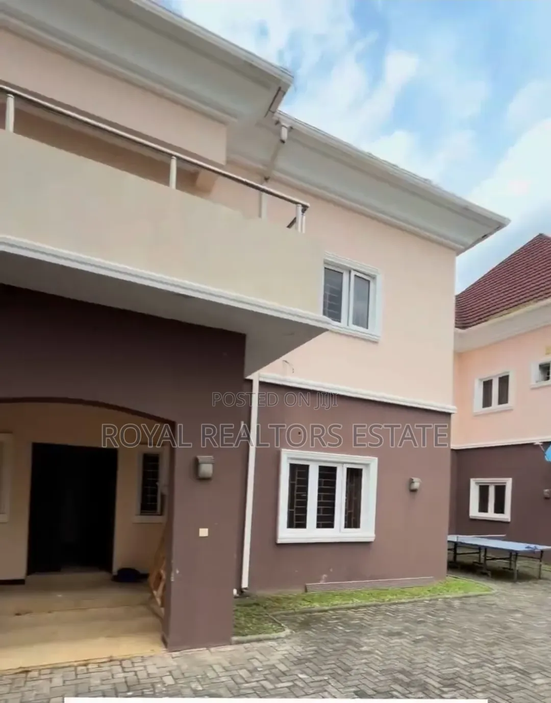 5bdrm Duplex in Katampe Extension for rent