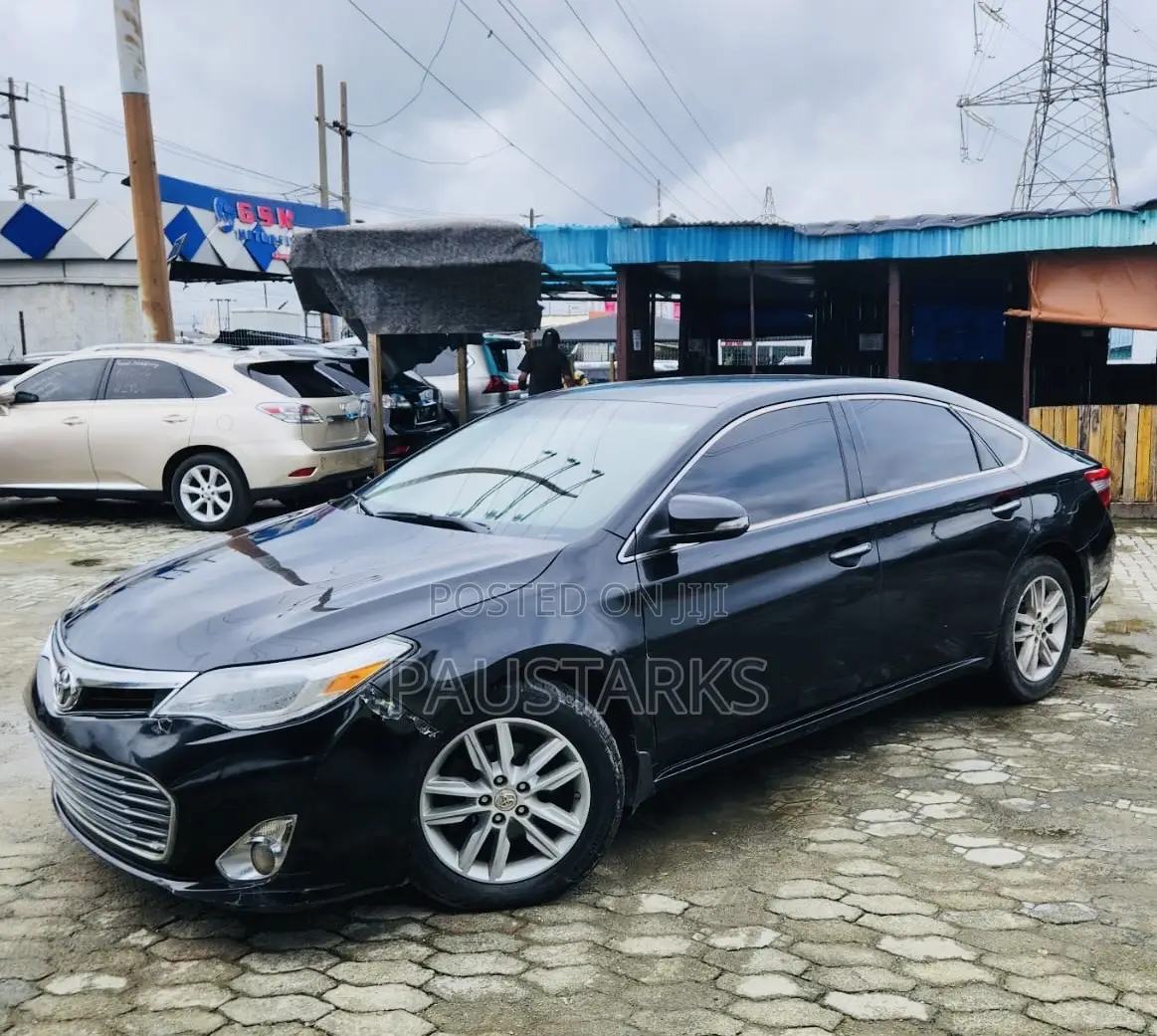 Toyota Avalon XLE 4dr Sedan (3.5L 6cyl 6A) 2014 Black