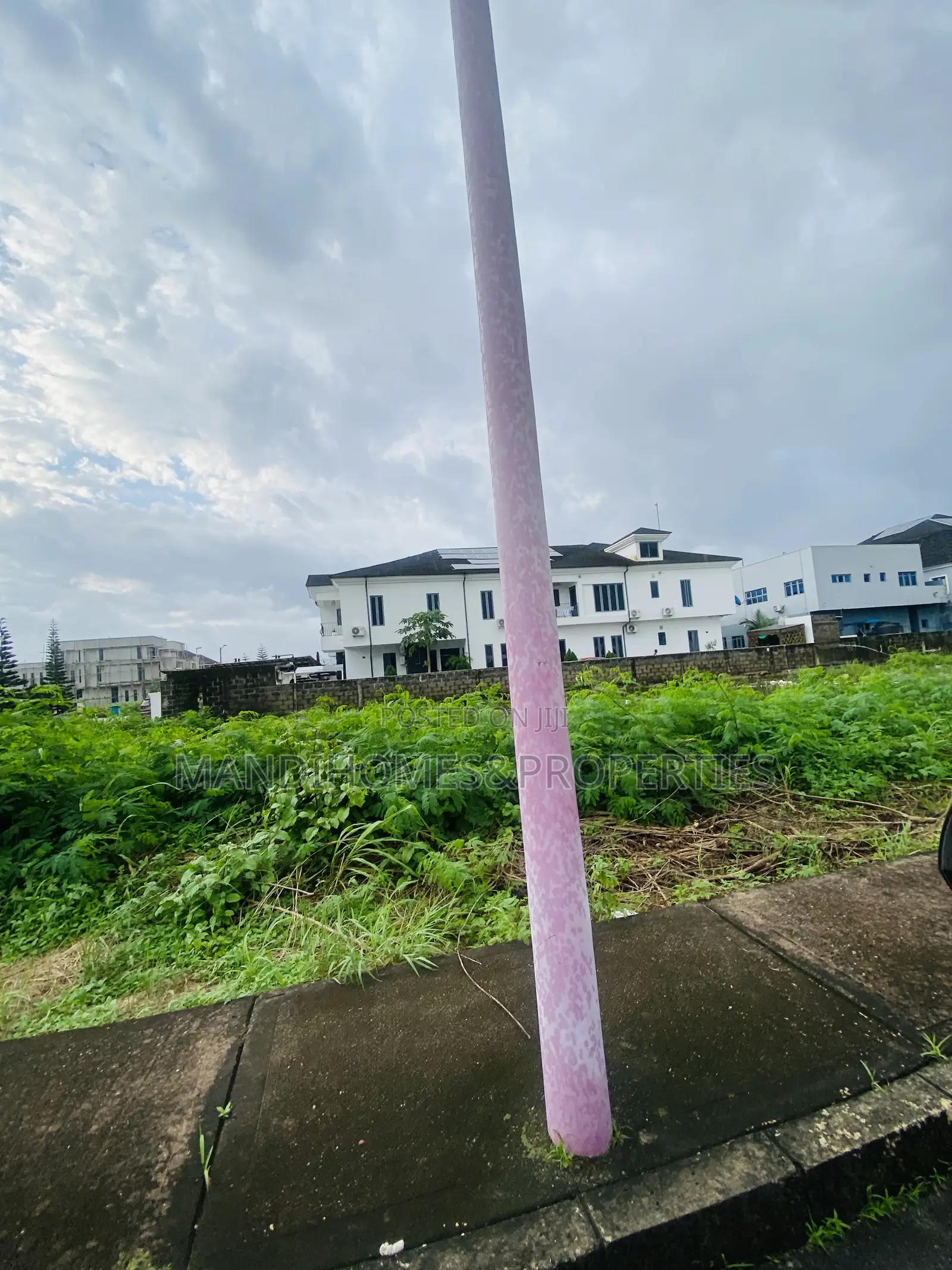 Corner Piece Dry Land for Sale in Royal Garden Estate Ajah