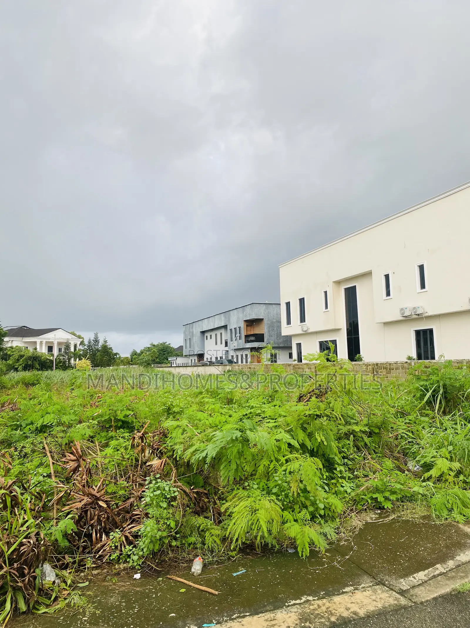 A Table Dry Land of 920sqm