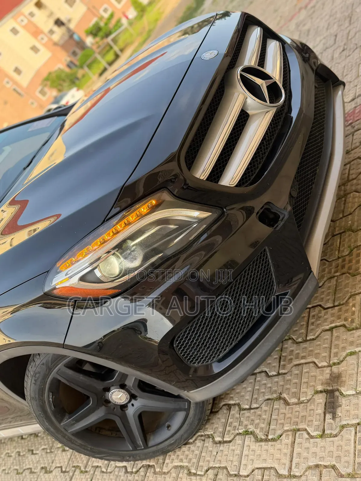 Mercedes-Benz GLA-Class GLA250 4MATIC 4dr SUV AWD (2.0L 4cyl Turbo 7AM)
