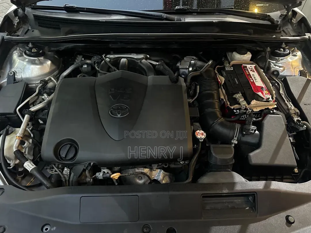 Toyota Camry 2019 Gray
