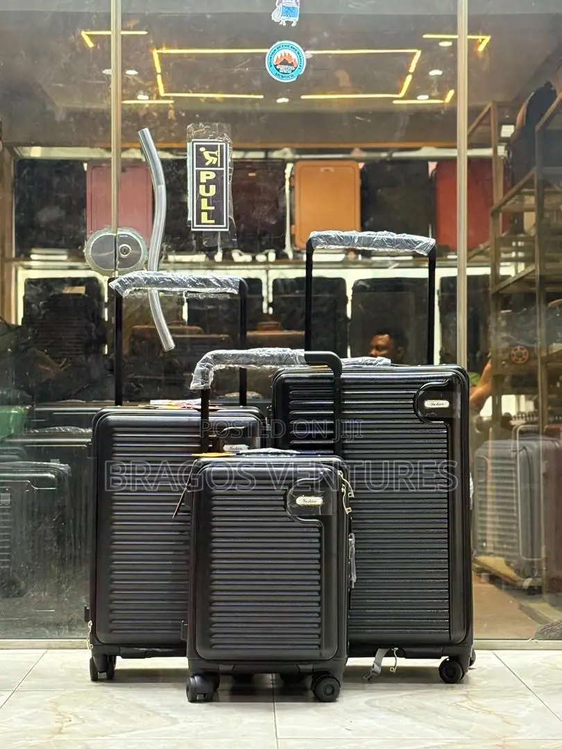 Quality Set of 3pcs Wide Pole Fashion Boxes / Luggage