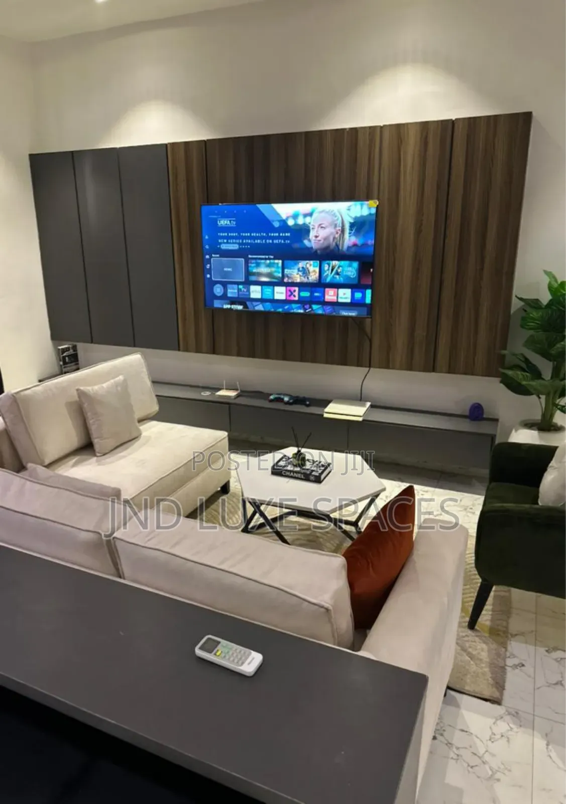 Luxury Cozy 2/3Bedroom Apartment With a Swimming Pool, Snooker Board