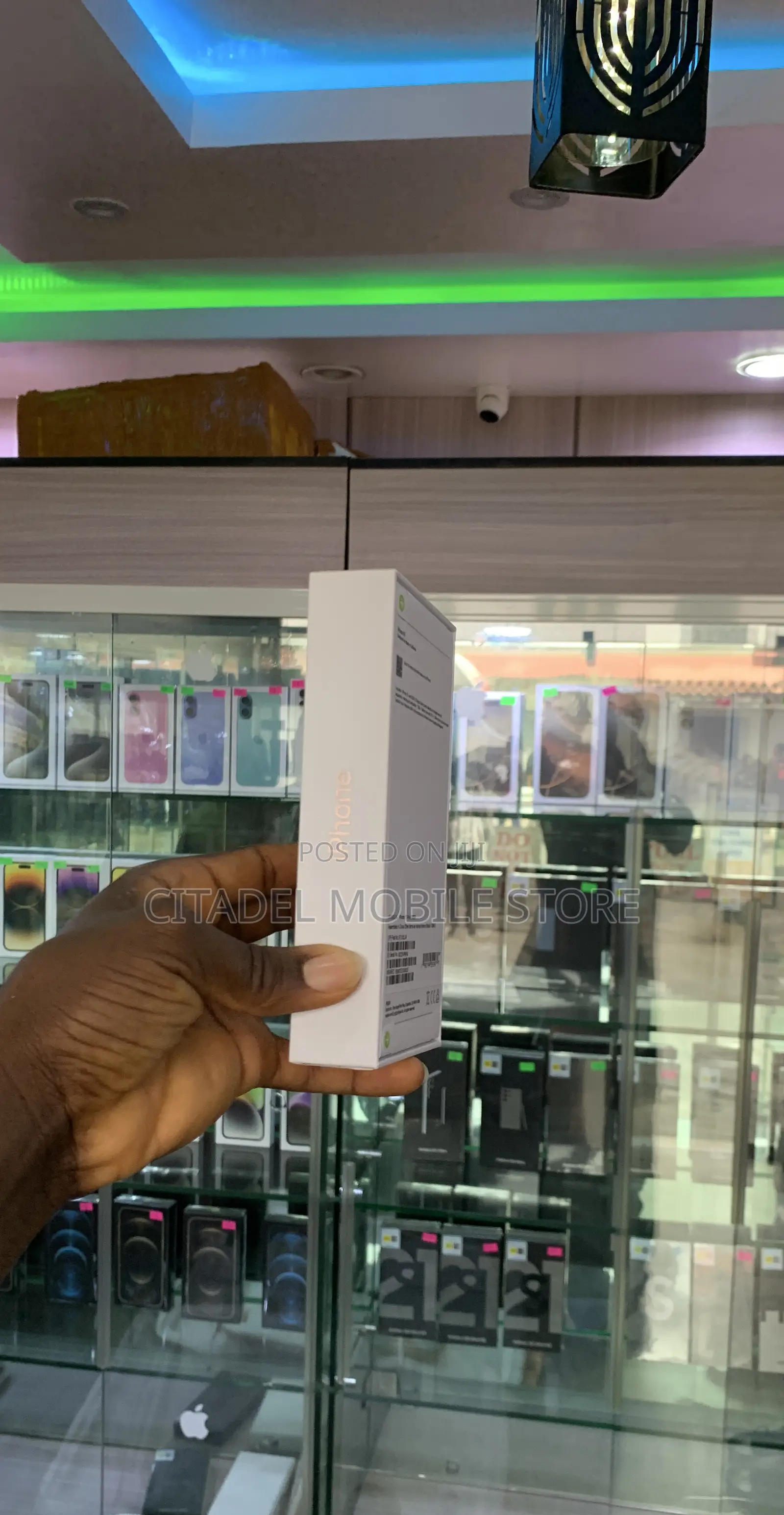 New Apple iPhone 15 128 GB Pink