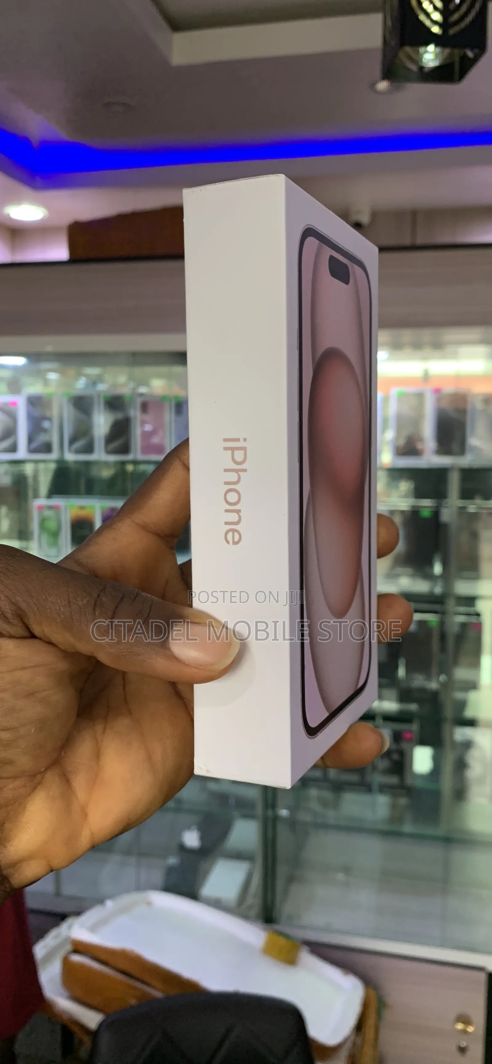 New Apple iPhone 15 128 GB Pink