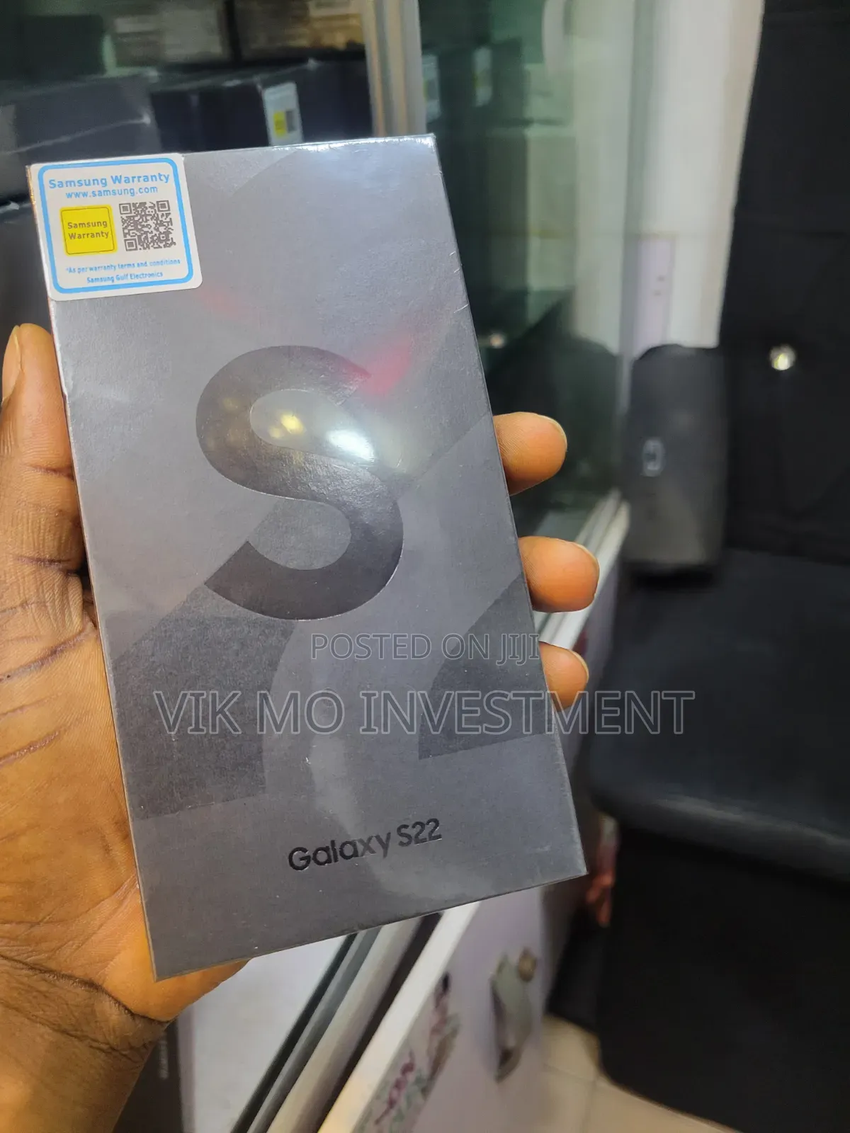 New Samsung Galaxy S22 5G 256 GB Black