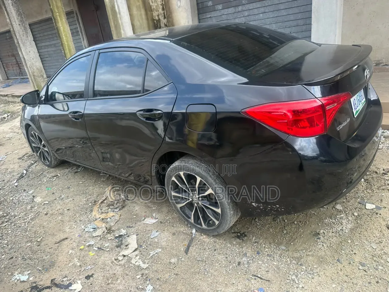 Toyota Corolla S 4dr Sedan (1.8L 4cyl CVT) 2016 Matt Black