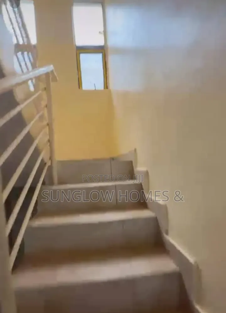 7bdrm Duplex in Apo Resettlement for sale