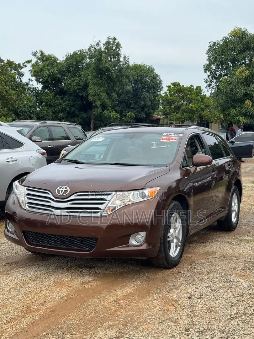 Toyota Venza AWD 2010 Burgundy