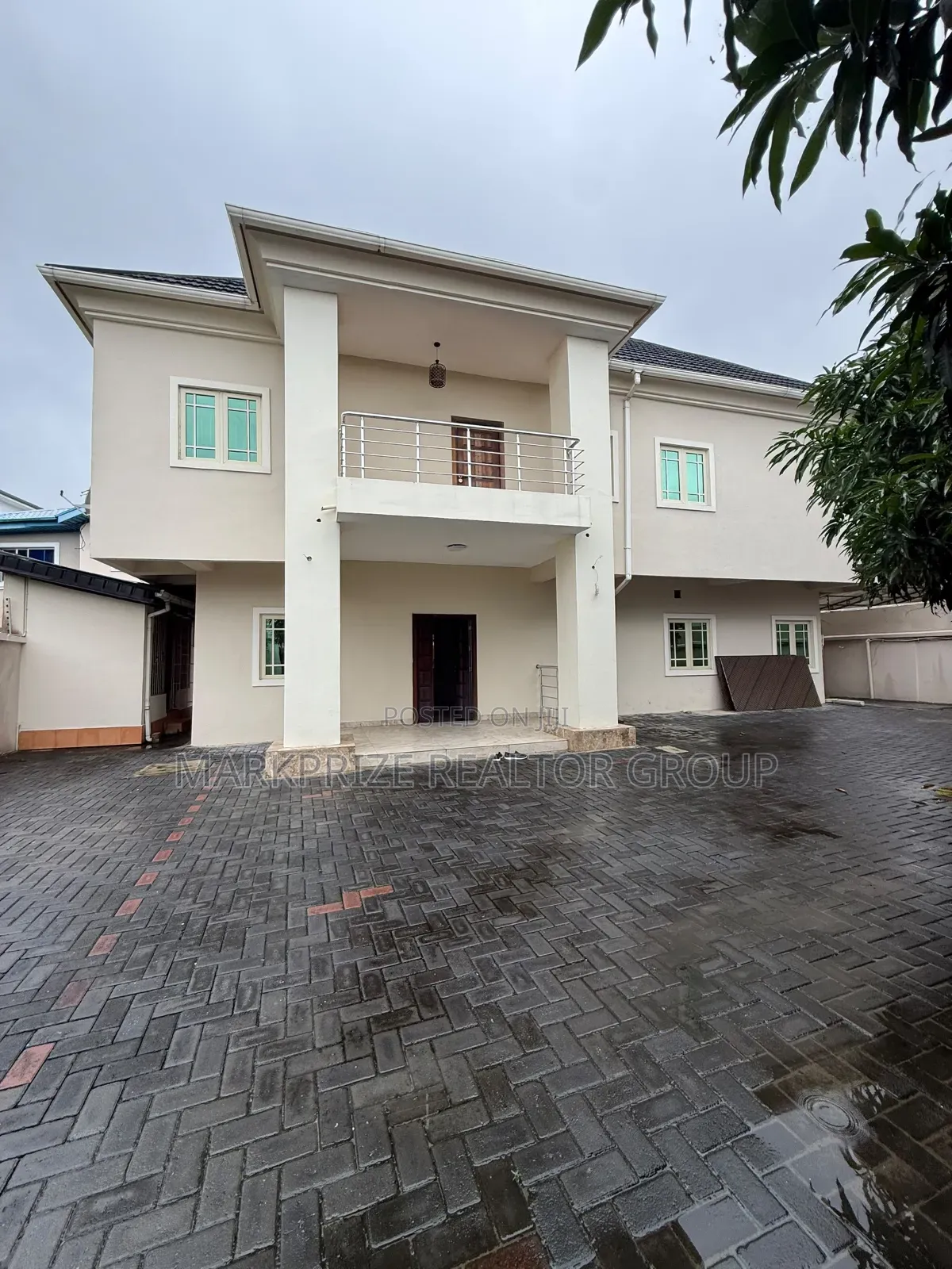 4bdrm Duplex in Abraham Adesanya for sale