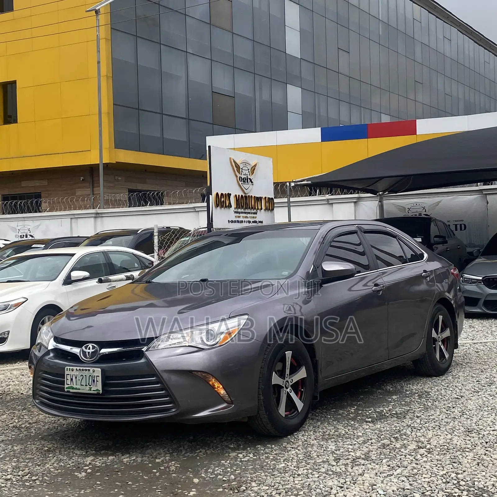 Toyota Camry 2017 Gray