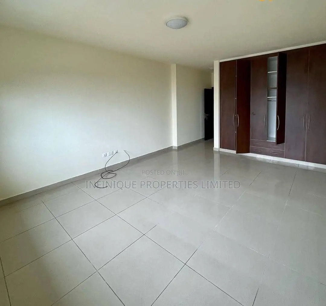 3bdrm Apartment in Ikoyi for rent
