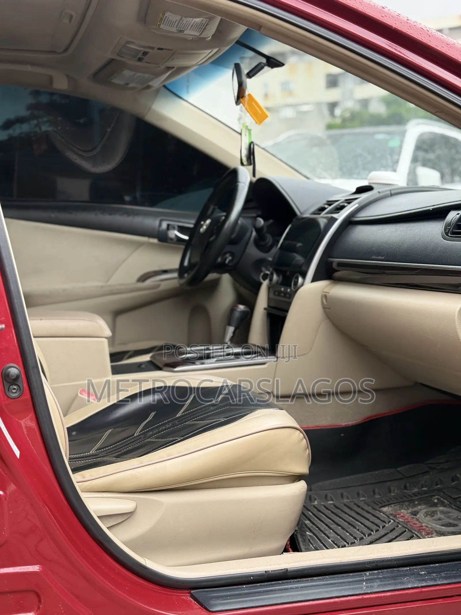 Toyota Camry XLE 4dr Sedan (2.5L 4cyl 6A) 2012 Red