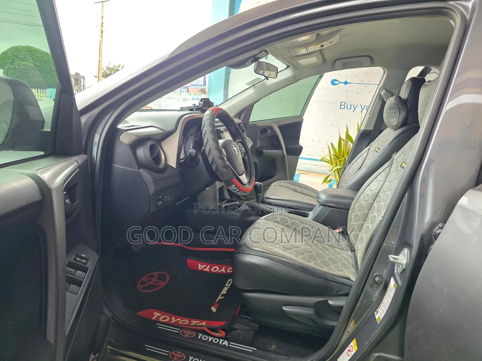 Toyota RAV4 2018 Gray