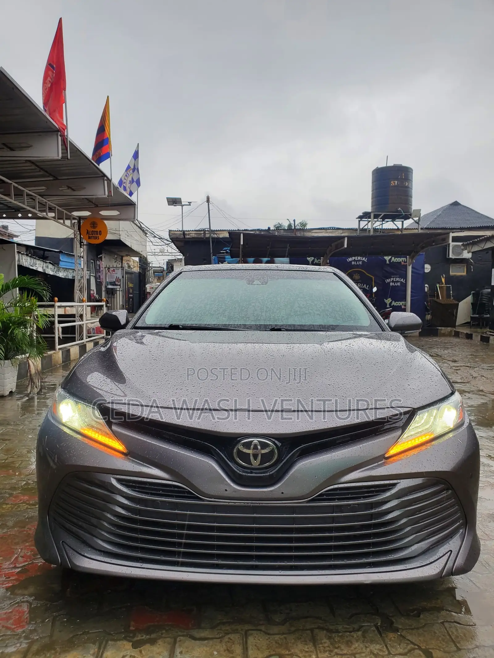Toyota Camry 2018 Gray