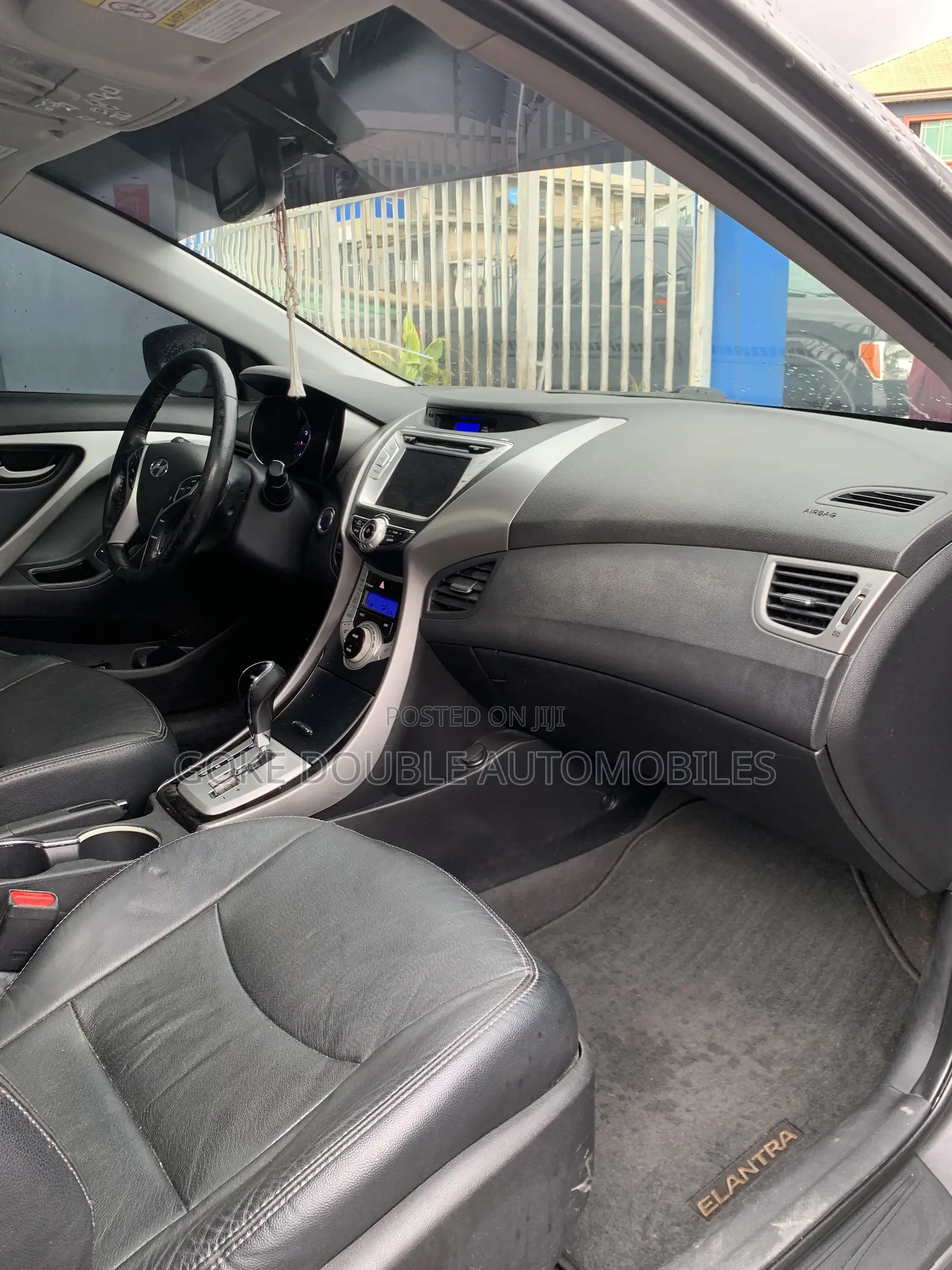 Hyundai Elantra Limited 2012 Gray
