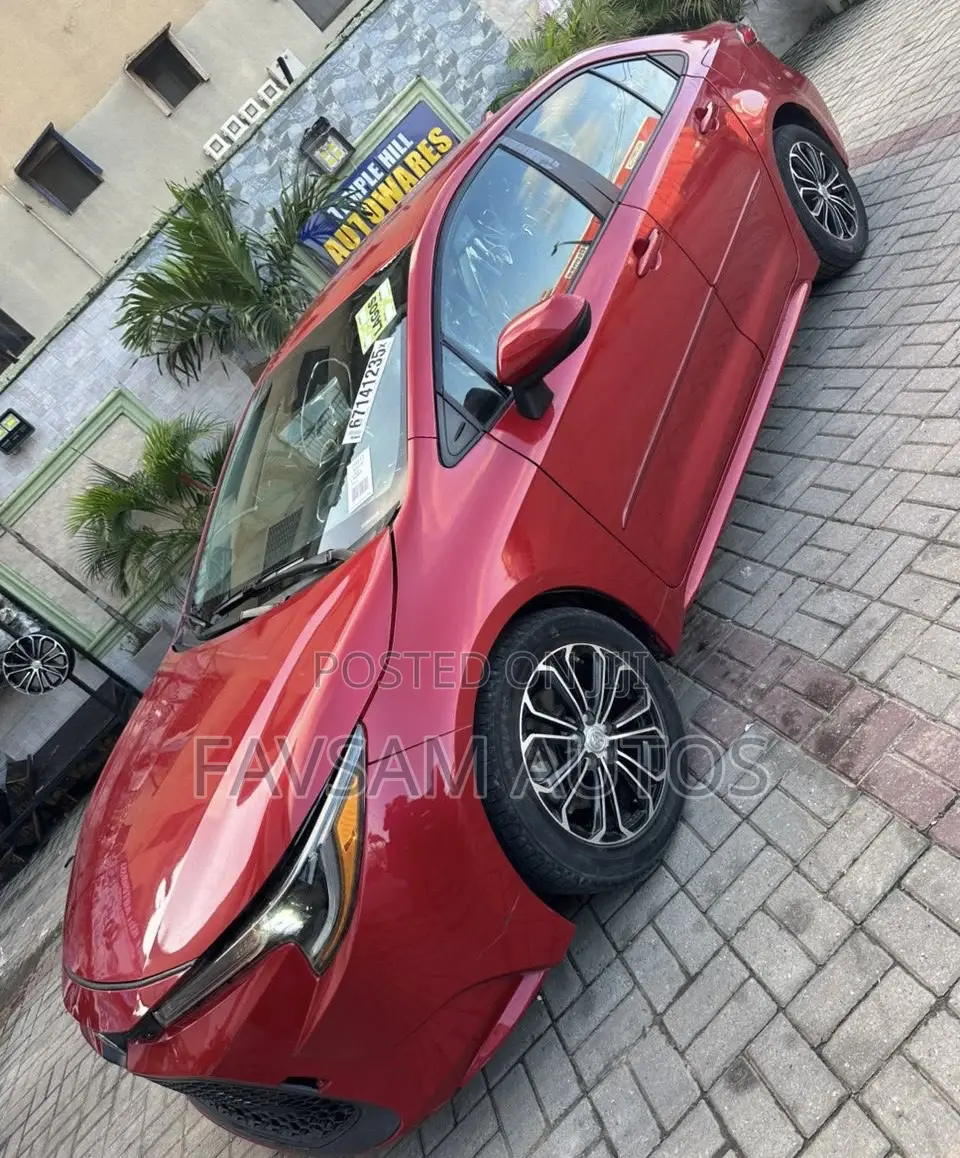 Toyota Corolla LE 2022 Burgundy