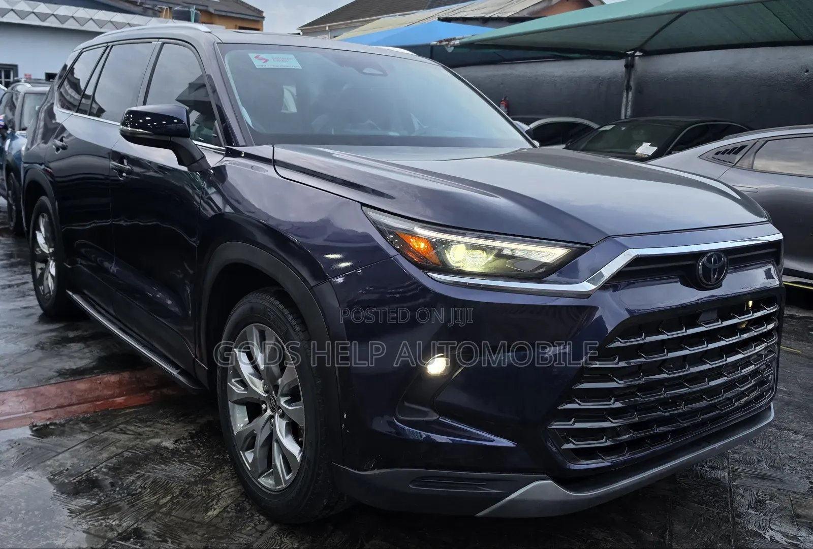 Toyota Highlander 2024 Blue
