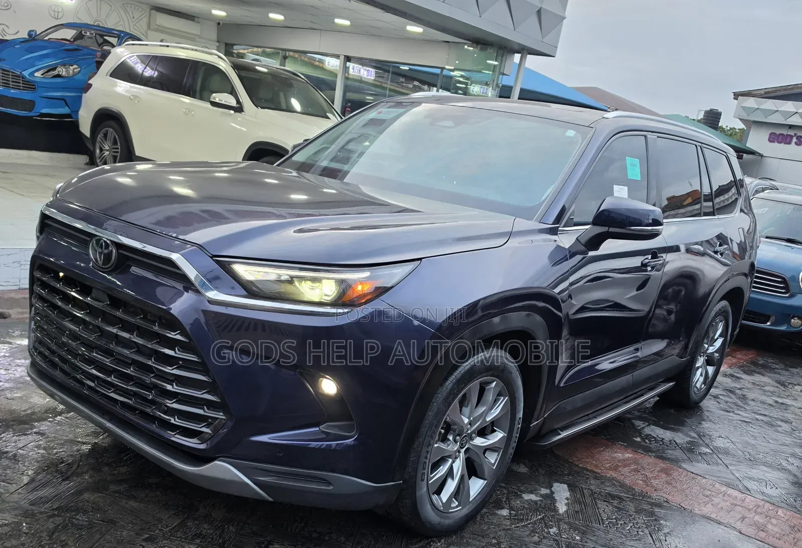 Toyota Highlander 2024 Blue