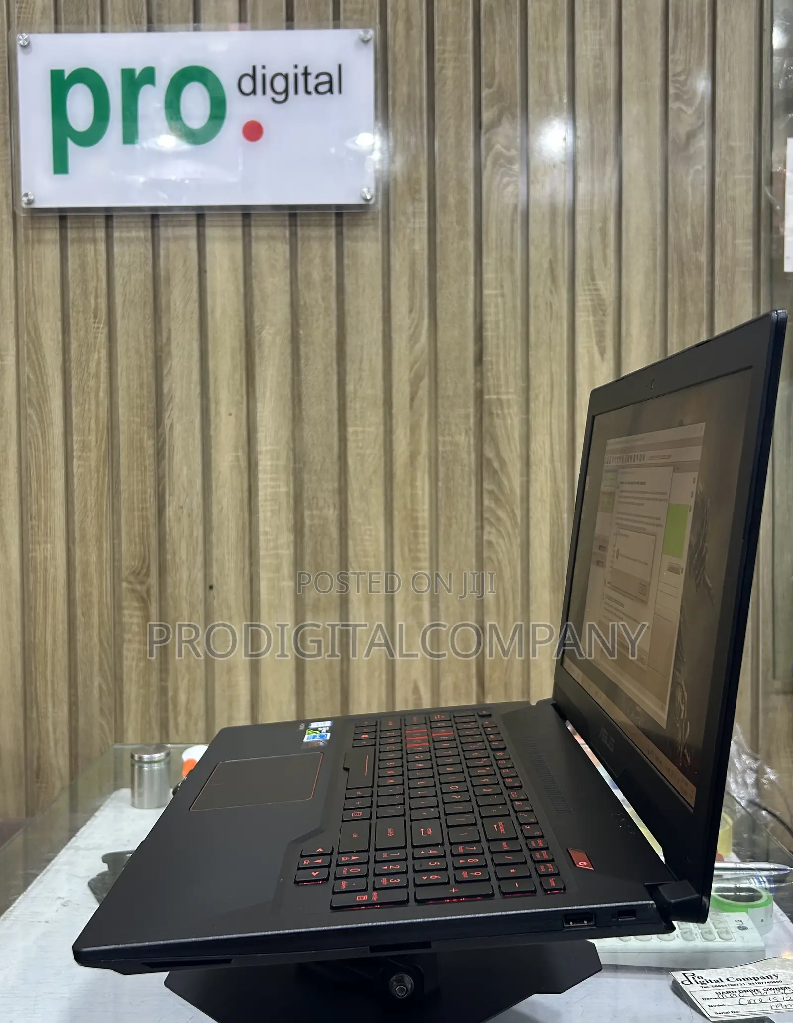 Laptop Asus TUF Gaming FX504 16GB Intel Core i5 HDD+SSD 1T