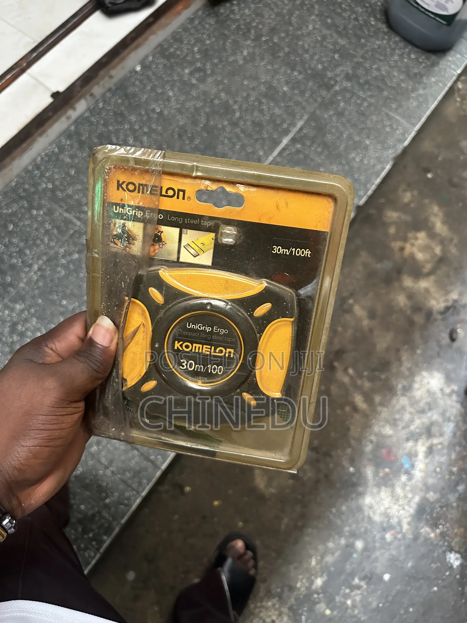 KOMELON UniGrip Ergo Long Steel Tape Measure 30meter