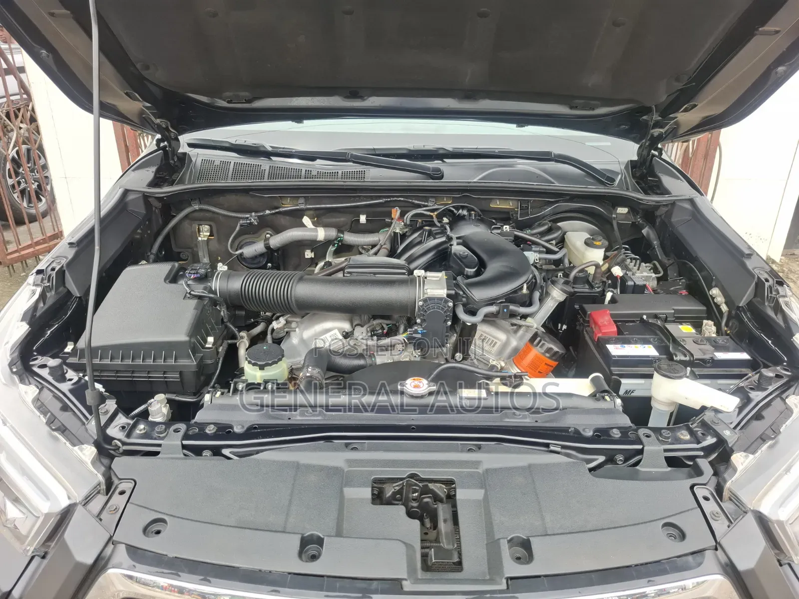 Toyota Hilux 2025 Black