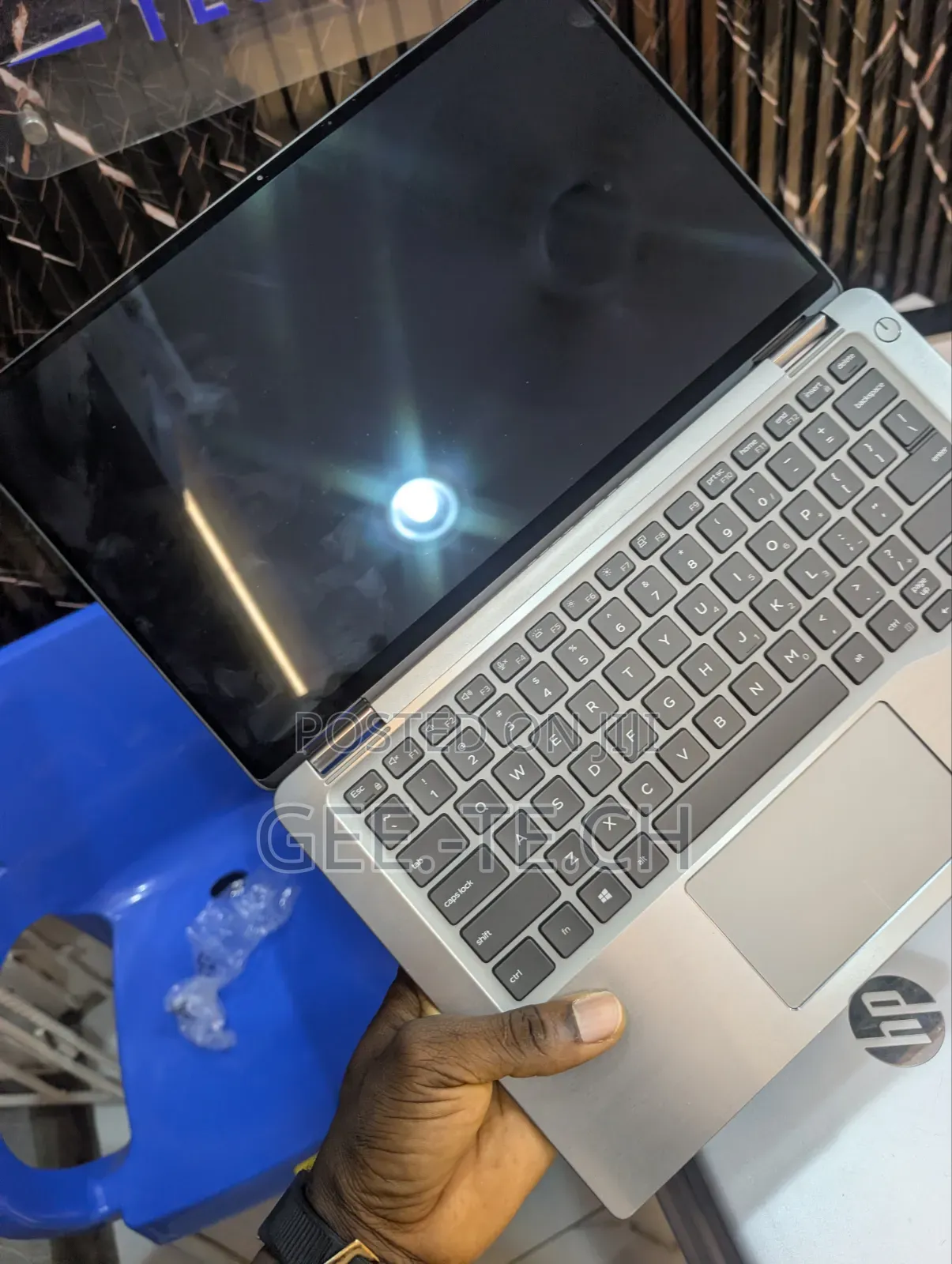 Laptop Dell Latitude 7400 2-in-1 16GB Intel Core i7 SSD 256GB